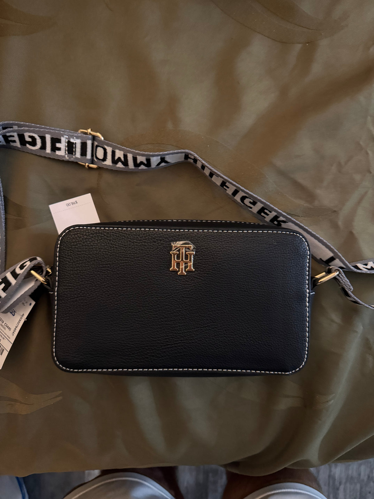 Crossbody Tommy