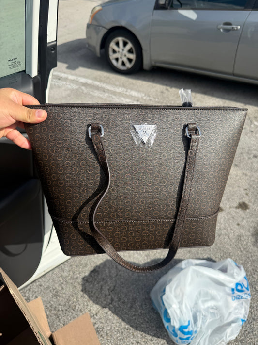 Cartera Guess