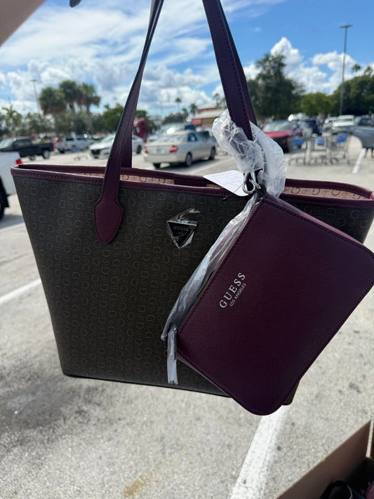 Cartera Guess + Nolita
